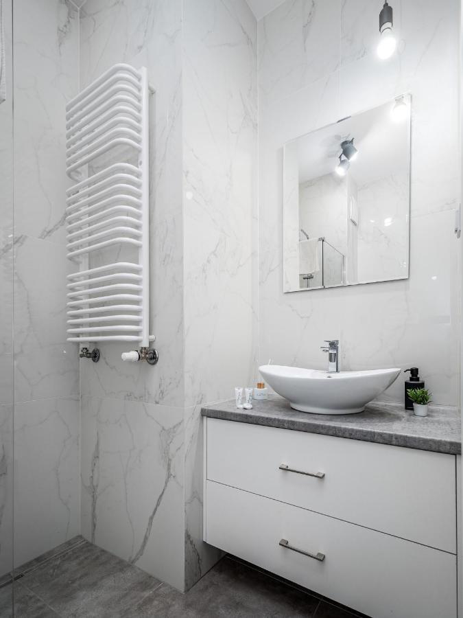Апартаменты Apartament Ks Warszawa Business Prymasa Экстерьер фото